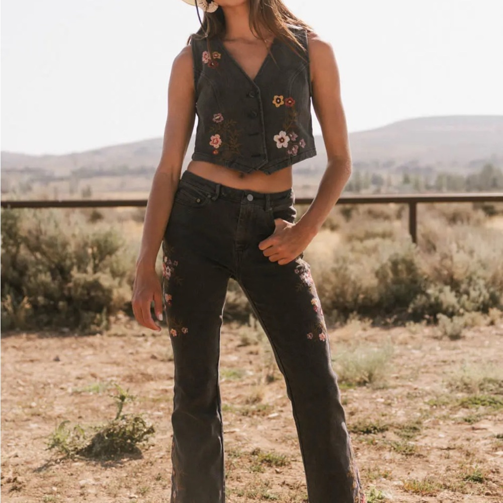 Floral Embroidered Black Jeans Bohme xs